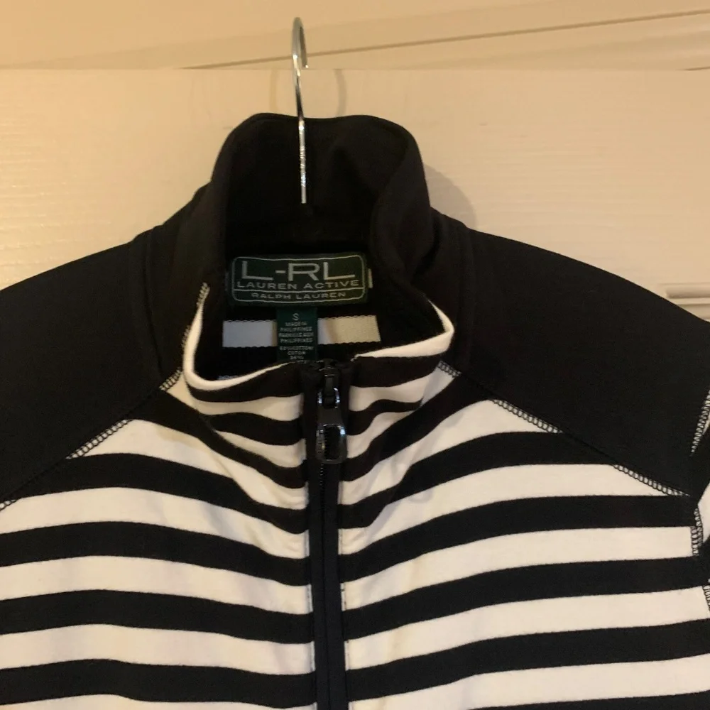 Lauren Ralph Lauren Active Black/White Striped Jacker sz S - Picture 3 of 5